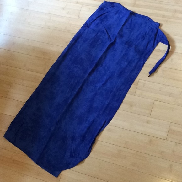 Dresses & Skirts - Gorgeous batik pareo wrap skirt